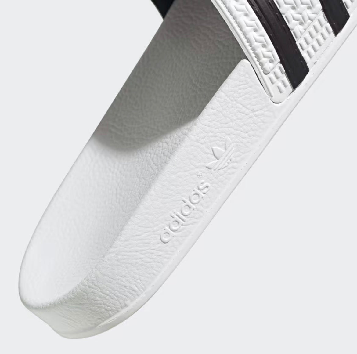 Adidas adellite