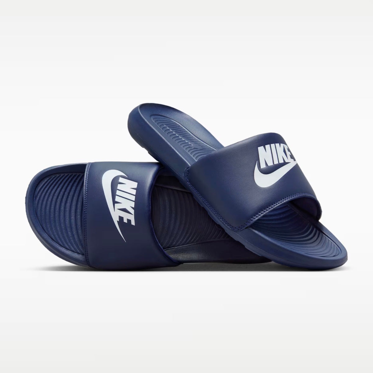 Nike vitory one